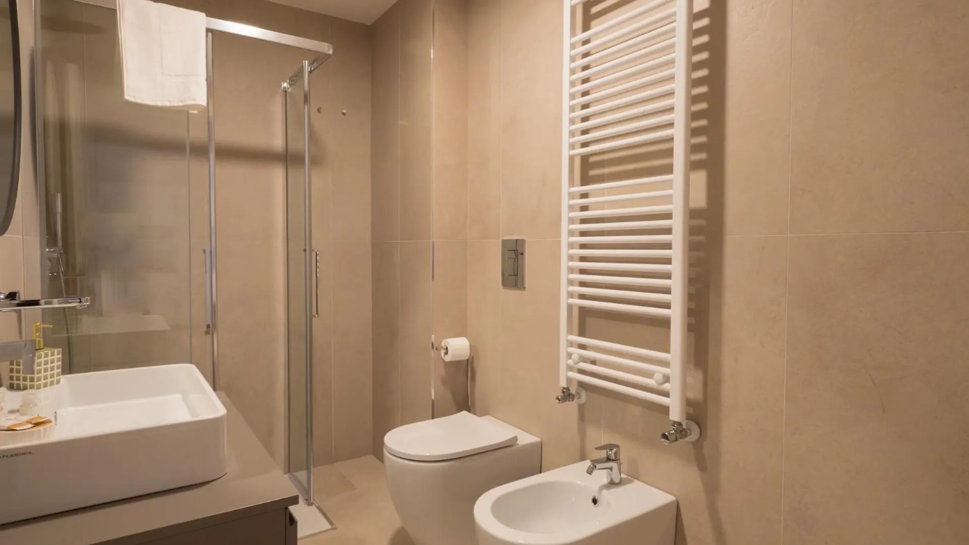 Апартаменты Xenia Milano - 2Rooms Apt In Via Petrella 4 D